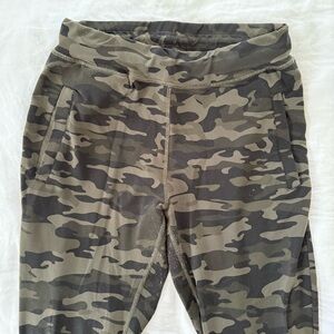Alphalete Camouflage Jogger Pants